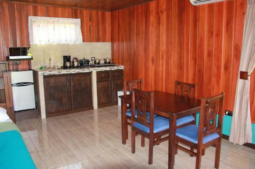 Lodge Caba�as Sue�os Del Arenal