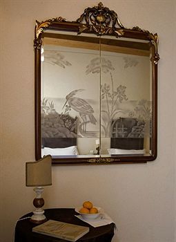 Hotel Torre Del Borgo Residenza D`epoca