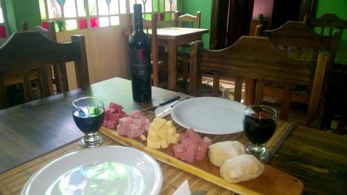 Bed & Breakfast Posada Chalet De Bassi