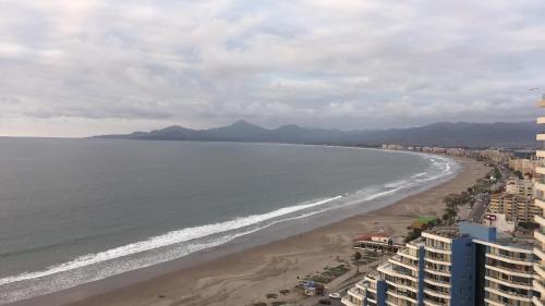 Apartamentos De Lujo Borde Mar Y Spa