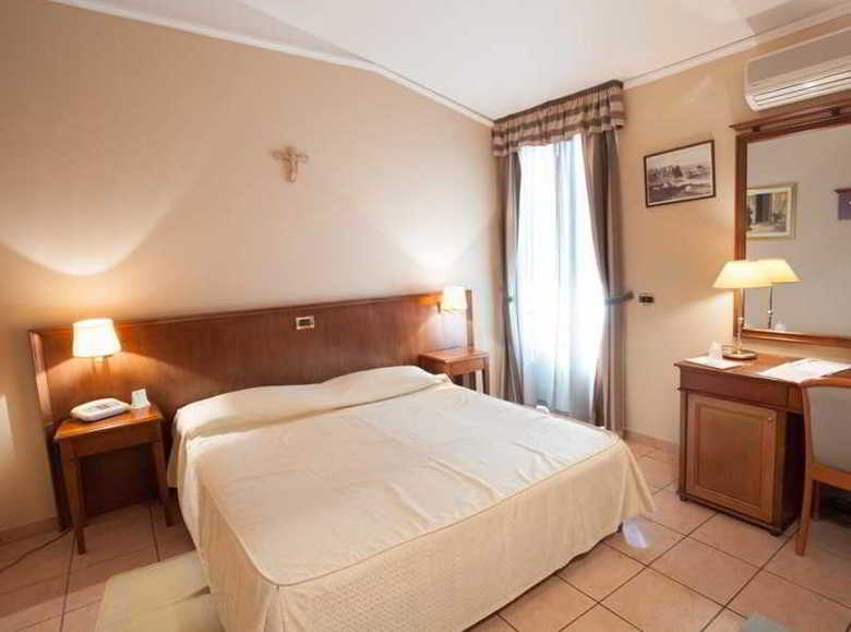 Hotel Santa Lucia