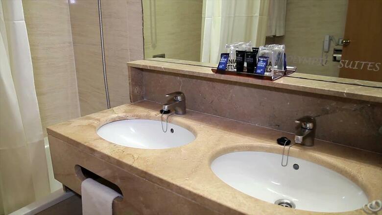 Hotel Evenia Olympic Suites