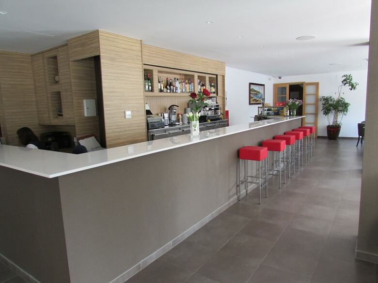 Hotel Petit Palau S�lo Adultos