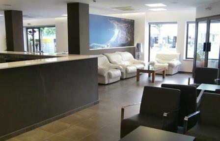 Hotel Petit Palau S�lo Adultos