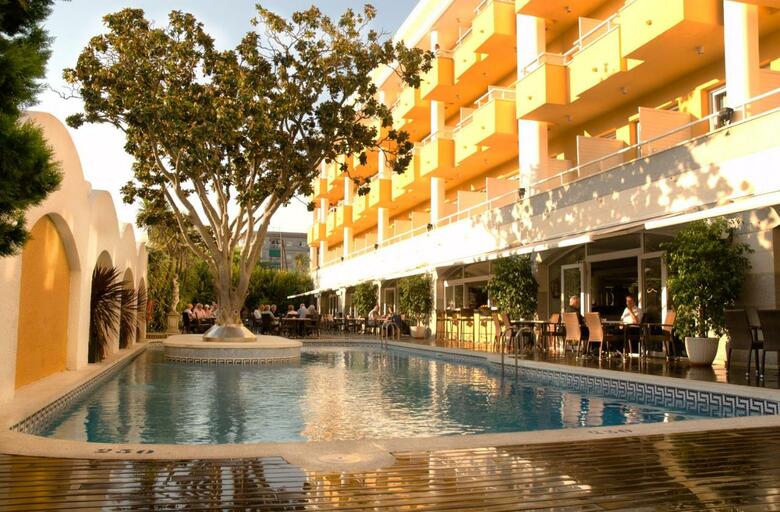 Hotel Augusta Club & Spa - Adults Only