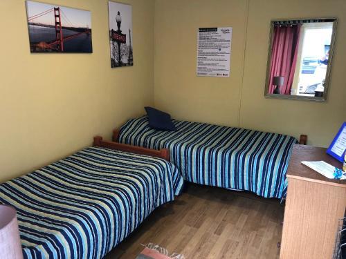 Albergue Pensi�n Y Hostal Radal