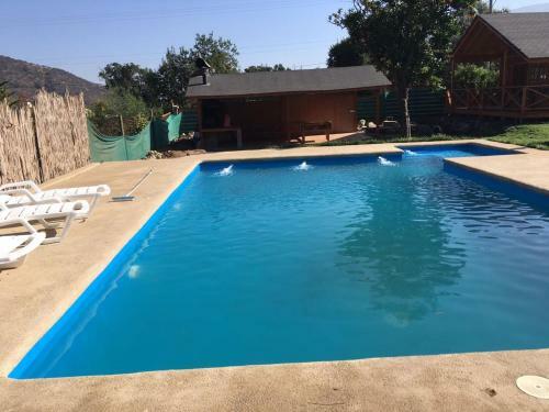 Villa Casa Con Piscina En Olmue