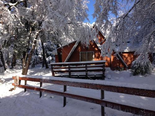 Albergue Hostal Y Caba�as Los �irres