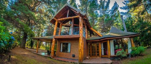 Lodge Caba�as El Dorado Puc�n