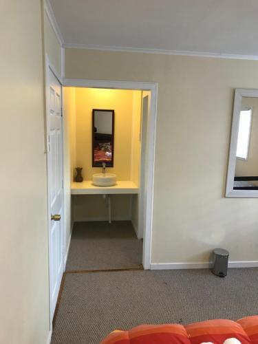 Albergue Refugio Bulnes Hostal