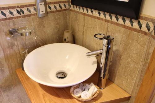 Hostal Fernando De Magalhaes