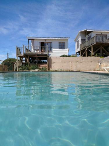 Lodge Rocas Del Pirata