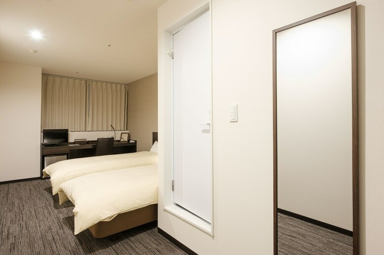 The Premium Hotel In Rinku