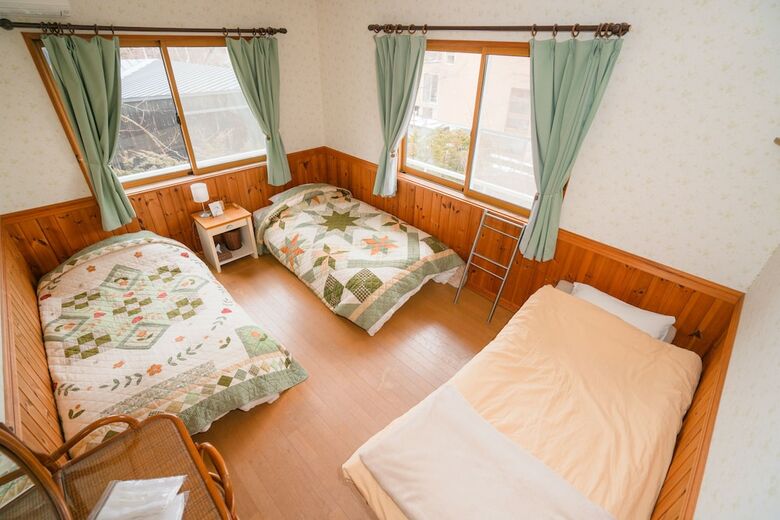 Bed & Breakfast Guesthouse Chaconne Karuizawa