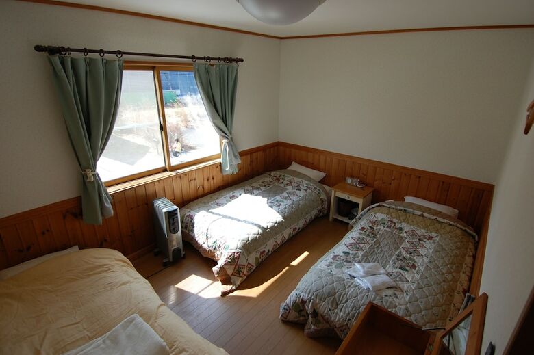 Bed & Breakfast Guesthouse Chaconne Karuizawa