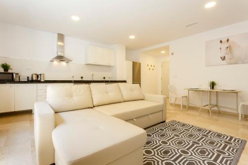Apartamento C4r Almirante Apodaca