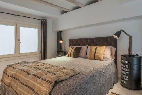Apartamento Old City Loft With Private Patio