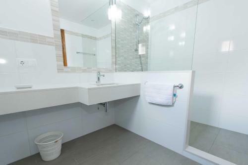 Cala Galdana Villa Sleeps 8 Pool Wifi