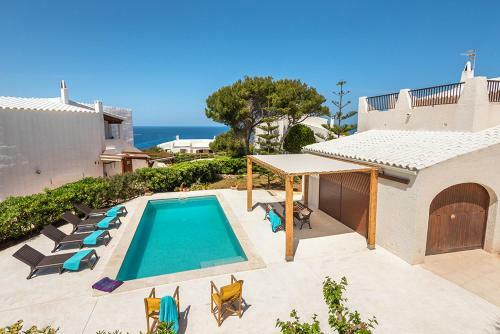 Cala Morell Villa Sleeps 8 Pool Wifi