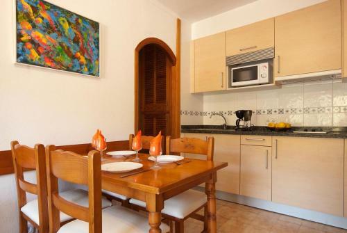 Cala San Vicente Villa Sleeps 4 Pool T184178