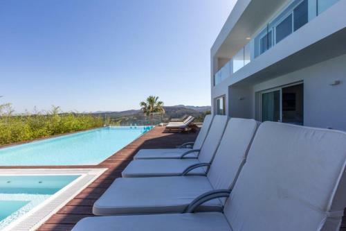 Cala Vadella Villa Sleeps 8 Pool Air Con Wifi