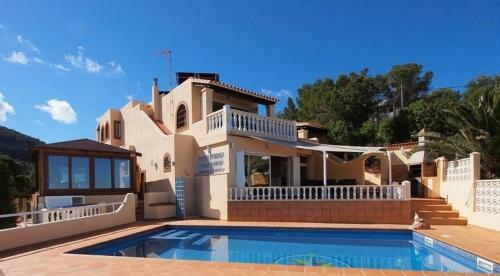 Cala Tarida Villa Sleeps 12 Pool Wifi