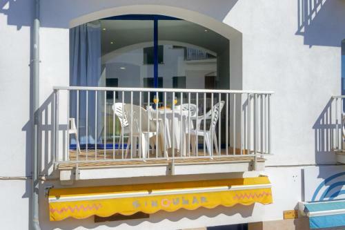 Calella De Palafrugell Apartment Sleeps 4 T425112
