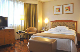 Hotel City Garden Makati (ejecutiva Dlx)
