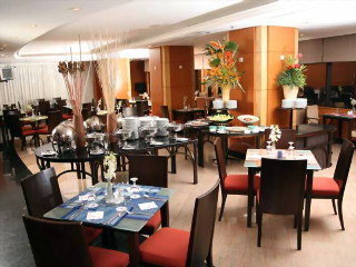 Hotel City Garden Makati (ejecutiva Dlx)