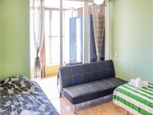 Two-bedroom Apartment In Alicante