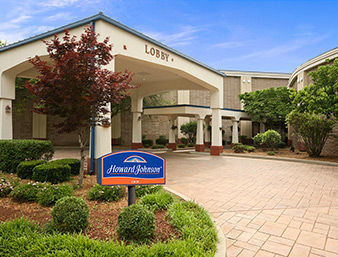 Hotel Howard Johnson Inn - Springfield Suites