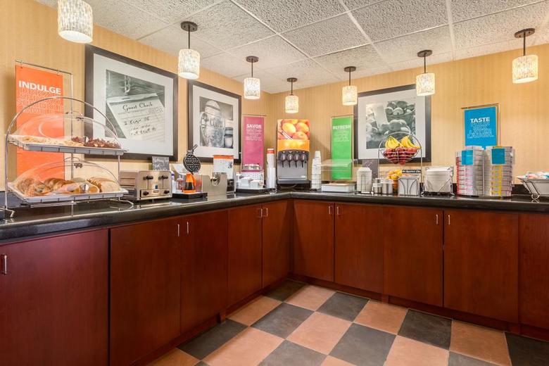Hotel Hampton Inn Des Moines-airport