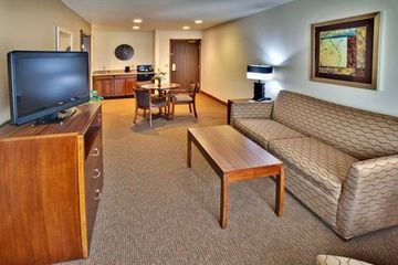 Holiday Inn Express Hotel & Suites Dubuque-west