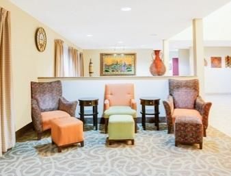 Hotel Super 8 Alexandria I-49