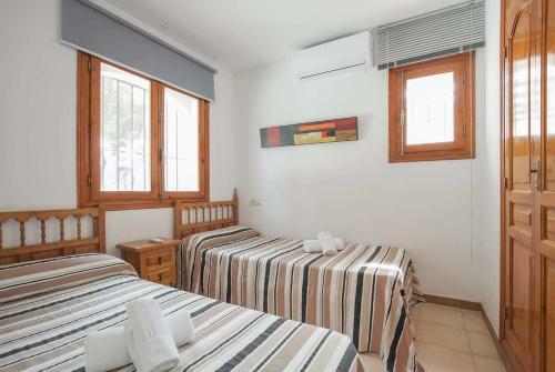 Xabia Villa Sleeps 4 Air Con Wifi