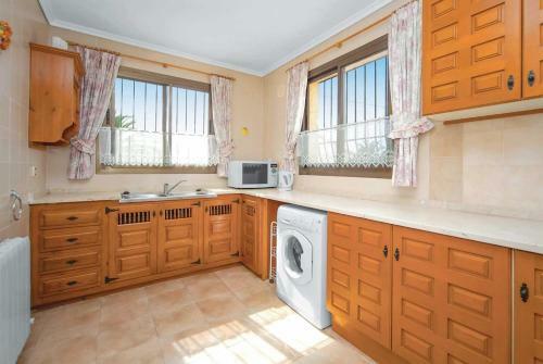 Xabia Villa Sleeps 4 Wifi