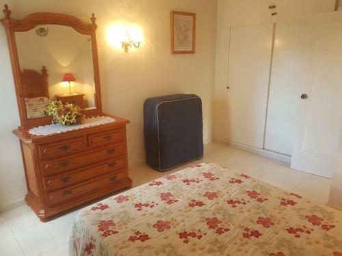J�piter 1 Bedroom Apartment With Sea & Pool Views