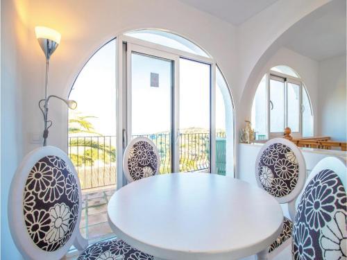 Four-bedroom Holiday Home In Benidoleig