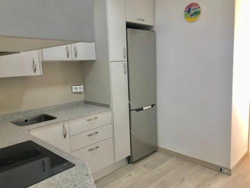 Modern Apartment In Av Mediterraneo