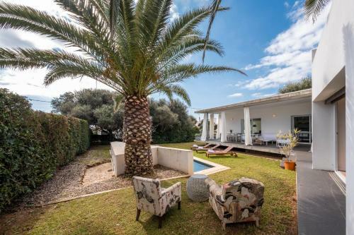 Villa White Pearl Binibeca - Lujo Moderno En Binibeca Para 9 Pax