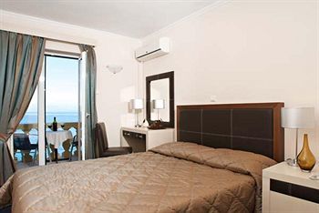 Hotel Pontikonissi