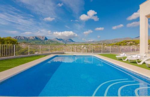 Villa Empedrola 6