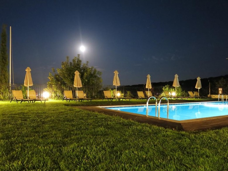 Hotel Katalagari Country Suites