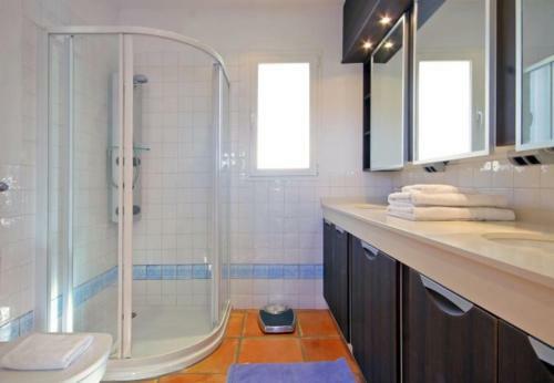 Casas De Torrat Villa Sleeps 8