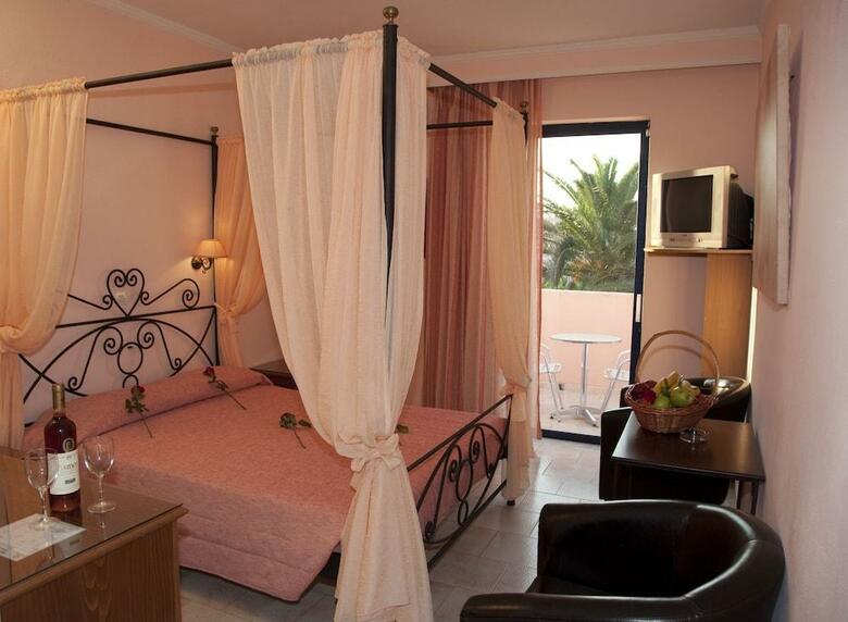 Hotel Roselands