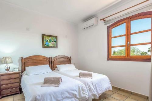 Corralejo Villa Sleeps 4 Pool Air Con Wifi