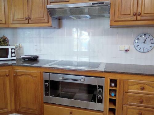 Chalet En Es Canutells Mah�n -casa Ana