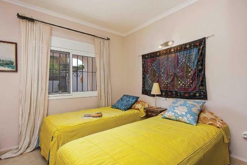 Benamara Villa Sleeps 4 Air Con Wifi