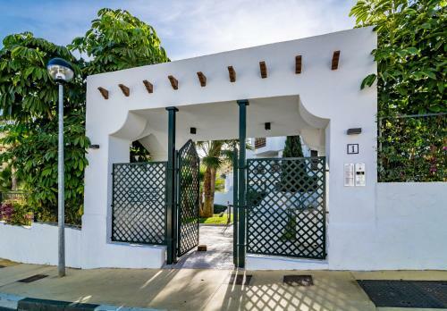 Apartamento Gh-beautiful 2 Bedroom Apt With Small Pool