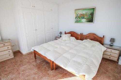 Urbanitzacio Montemar Villa Sleeps 6 Pool Air Con